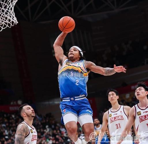 琼斯连线空接暴扣引爆CBA第45轮五佳球 琼斯连线空接暴扣引爆CBA第45轮五佳球