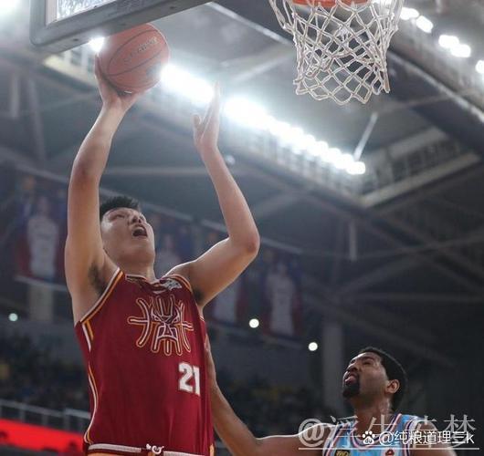 琼斯连线空接暴扣引爆CBA第45轮五佳球 琼斯连线空接暴扣引爆CBA第45轮五佳球