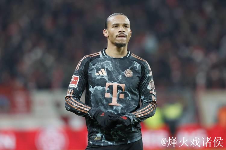 莱万希望拜仁引进萨内 认为恢复联赛是正确决定